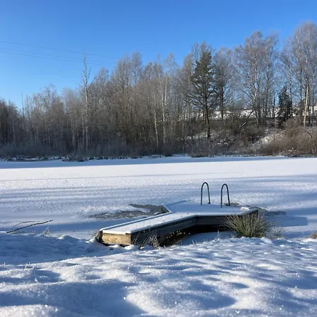 Kiisa Jahi- Ja Matkamaja *