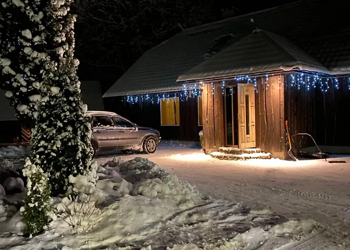 Kiisa Jahi- Ja Matkamaja