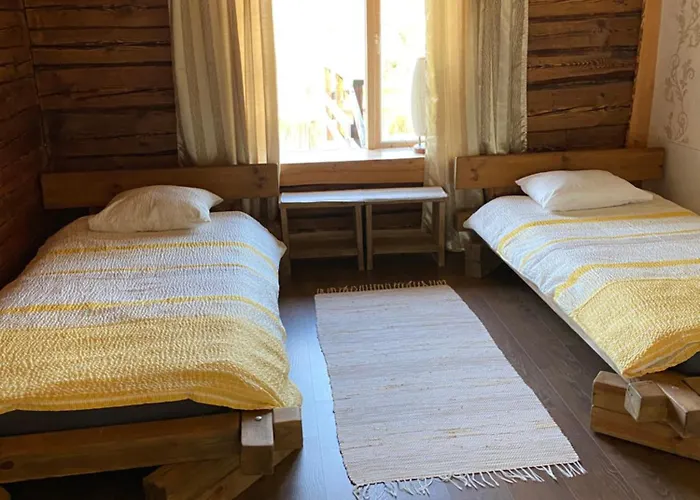 Kiisa Jahi- Ja Matkamaja *